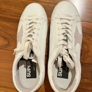 Golden Goose Superstar G68